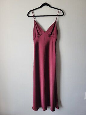 Dynamite - Sage Satin Maxi Dress